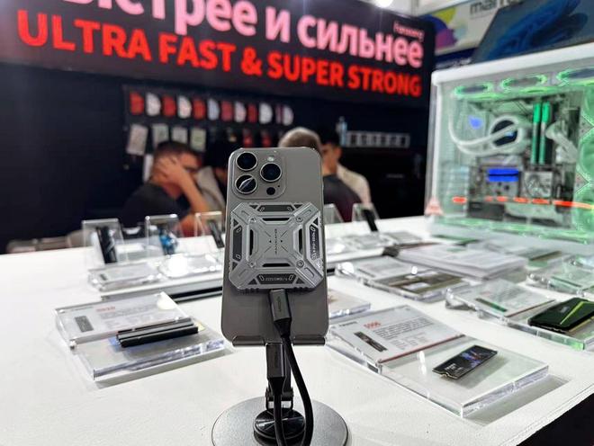 Sviaz消费电子盛会中国存储品牌科技出海战略再添里程碑！mg不朽情缘从欧亚腹地辐射全球：领德创科技亮相俄罗斯2025(图3)